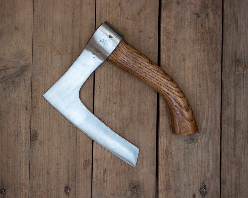 Bearded fist axe